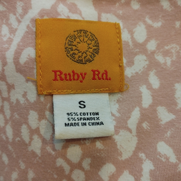 Ruby Rd. Womens Pink/White Knit Snake Print Embellished Top S - Picture 6 of 6